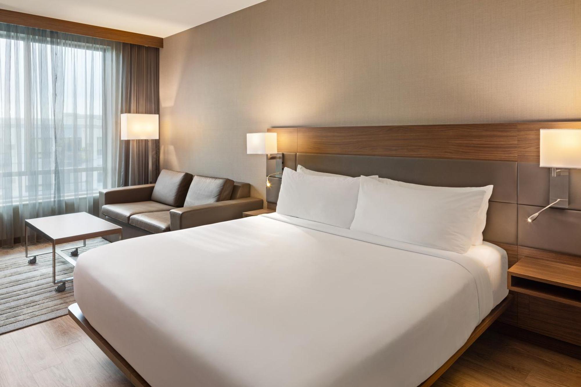 Hotel Ac By Marriott Minneapolis West End